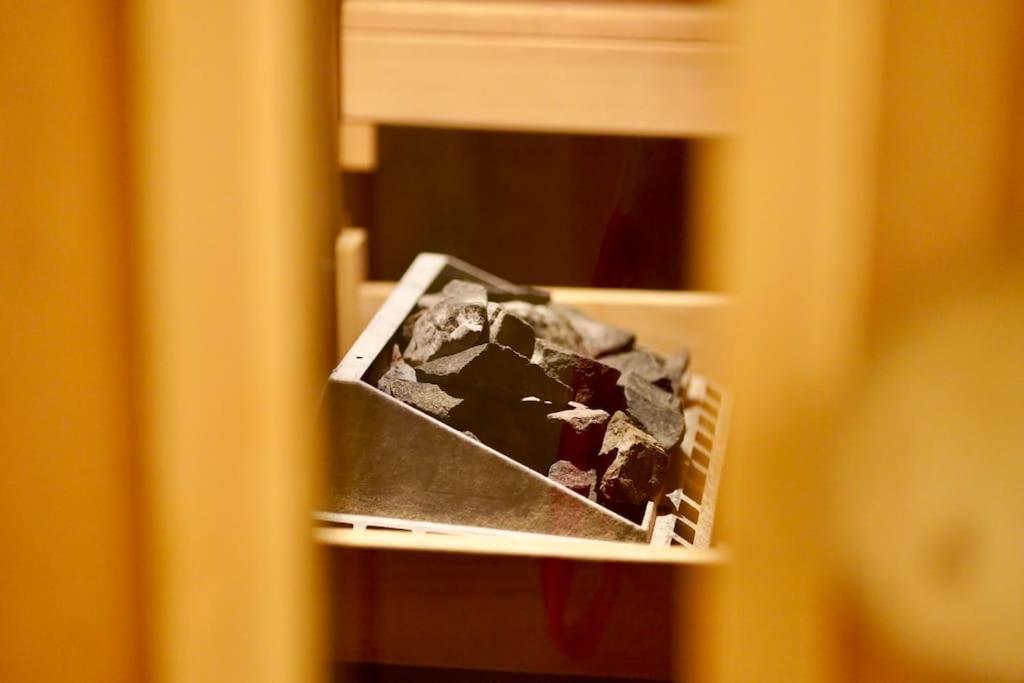 Helle Kellerwohnung Im Gruenen Mit Sauna Koln Bagian luar foto