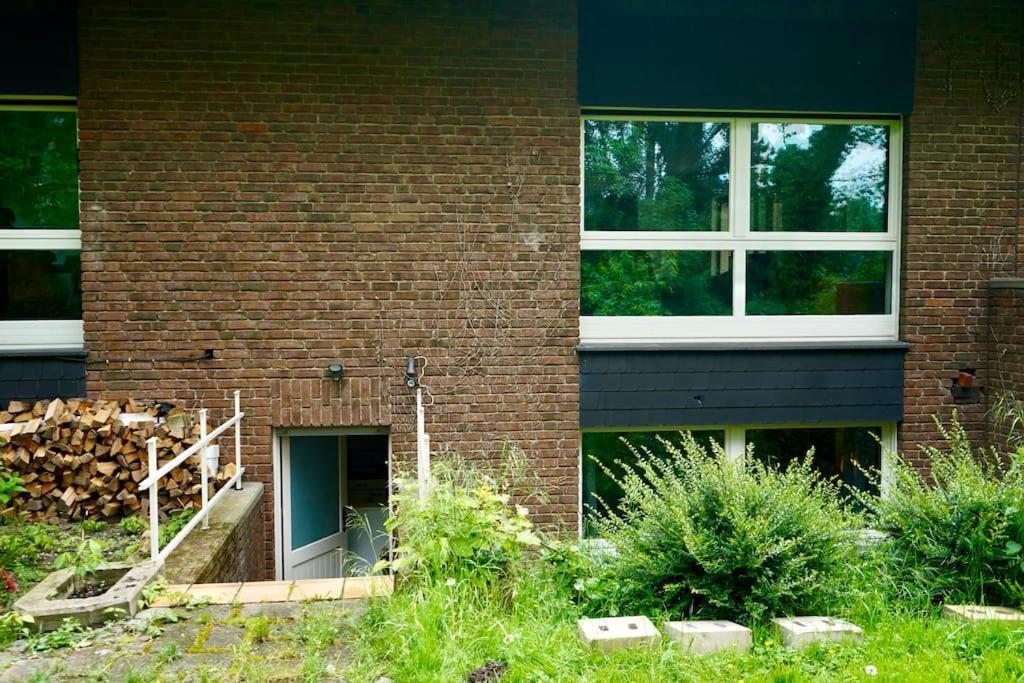 Helle Kellerwohnung Im Gruenen Mit Sauna Koln Bagian luar foto