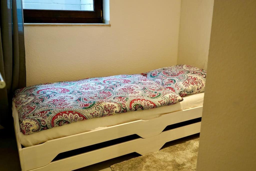 Helle Kellerwohnung Im Gruenen Mit Sauna Koln Bagian luar foto